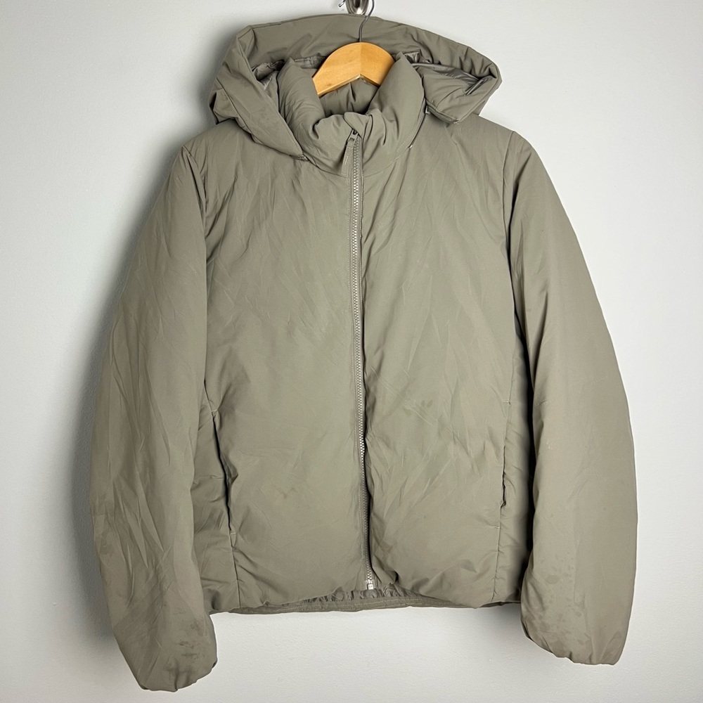 Uniqlo Cropped Puffer Jacket Taupe